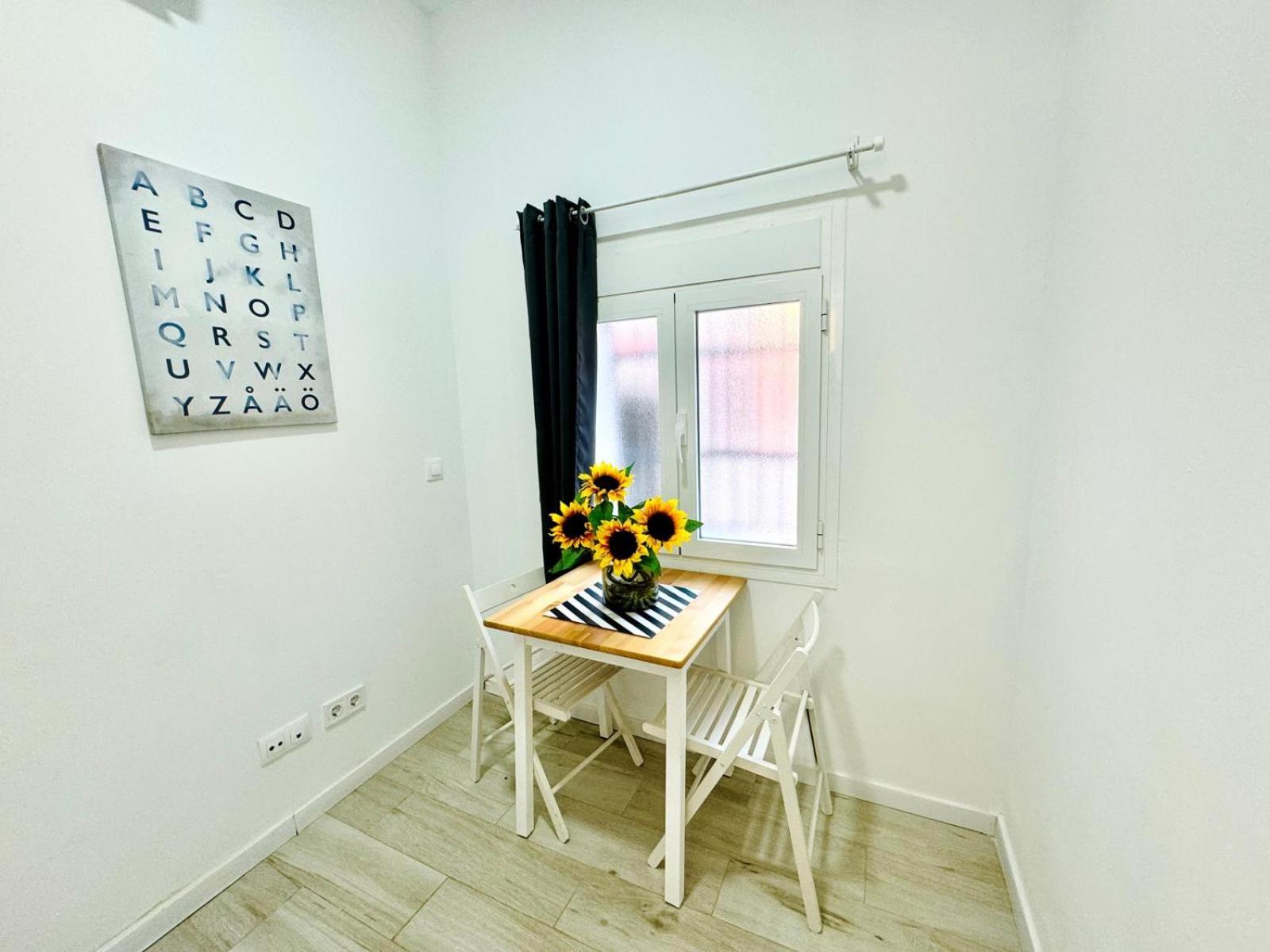 Cinco Torres Suites Madrid Exterior foto